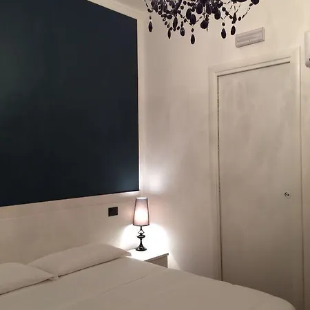 Metropoli's 4*